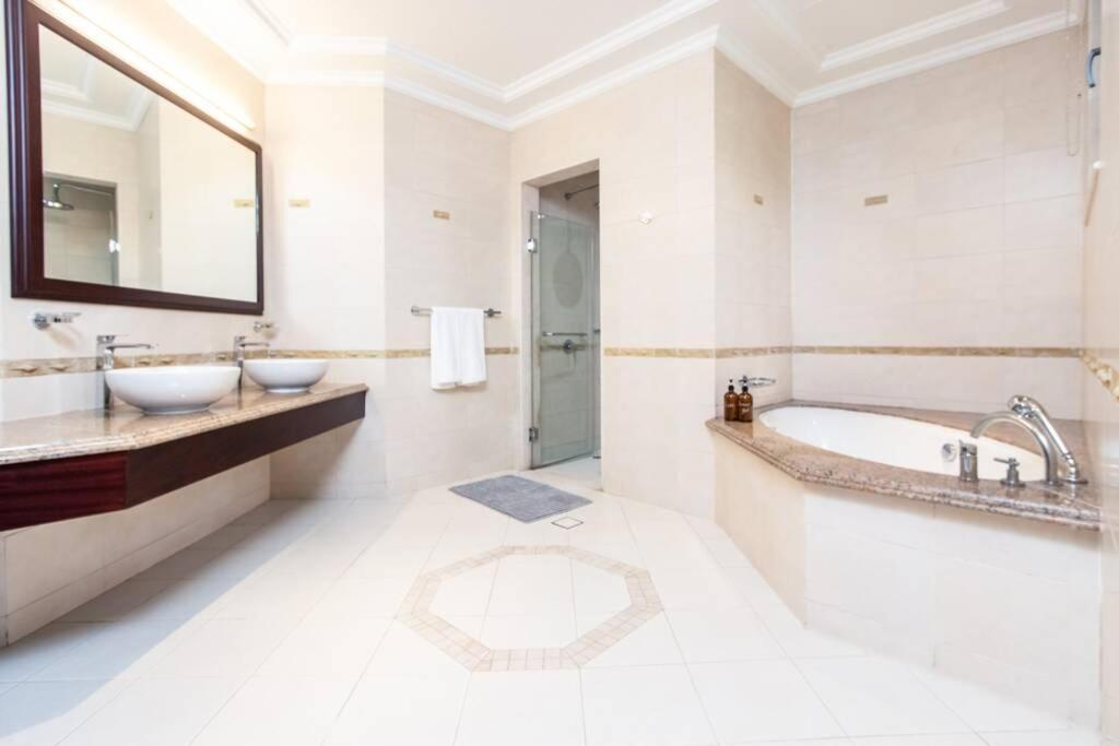 Appartement Quinta On Palm Jumeirah - 5 Bedroom + Kids Dubai